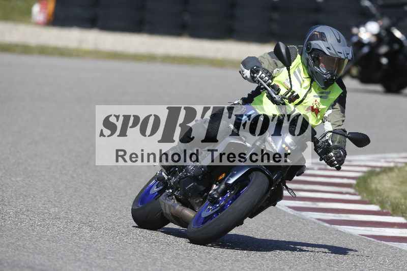 /01 02.04.2026 MAZ ADR/Gruppe gelb Gruppe gruen/unklar